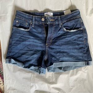 Levi’s (Denizen) Jean Shorts